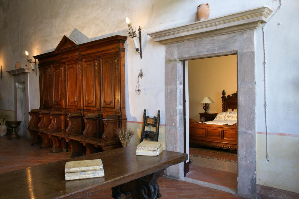 Abbazia Santa Maria Del Bosco Guest House Contessa Entellina ภายนอก รูปภาพ