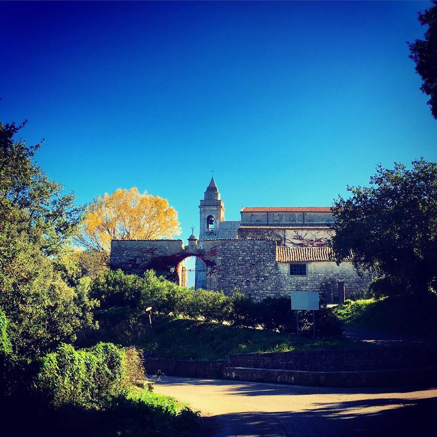 Abbazia Santa Maria Del Bosco Guest House Contessa Entellina ภายนอก รูปภาพ