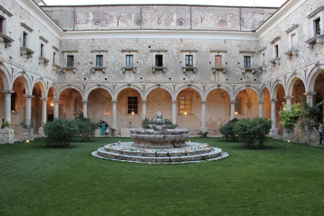 Abbazia Santa Maria Del Bosco Guest House Contessa Entellina ภายนอก รูปภาพ