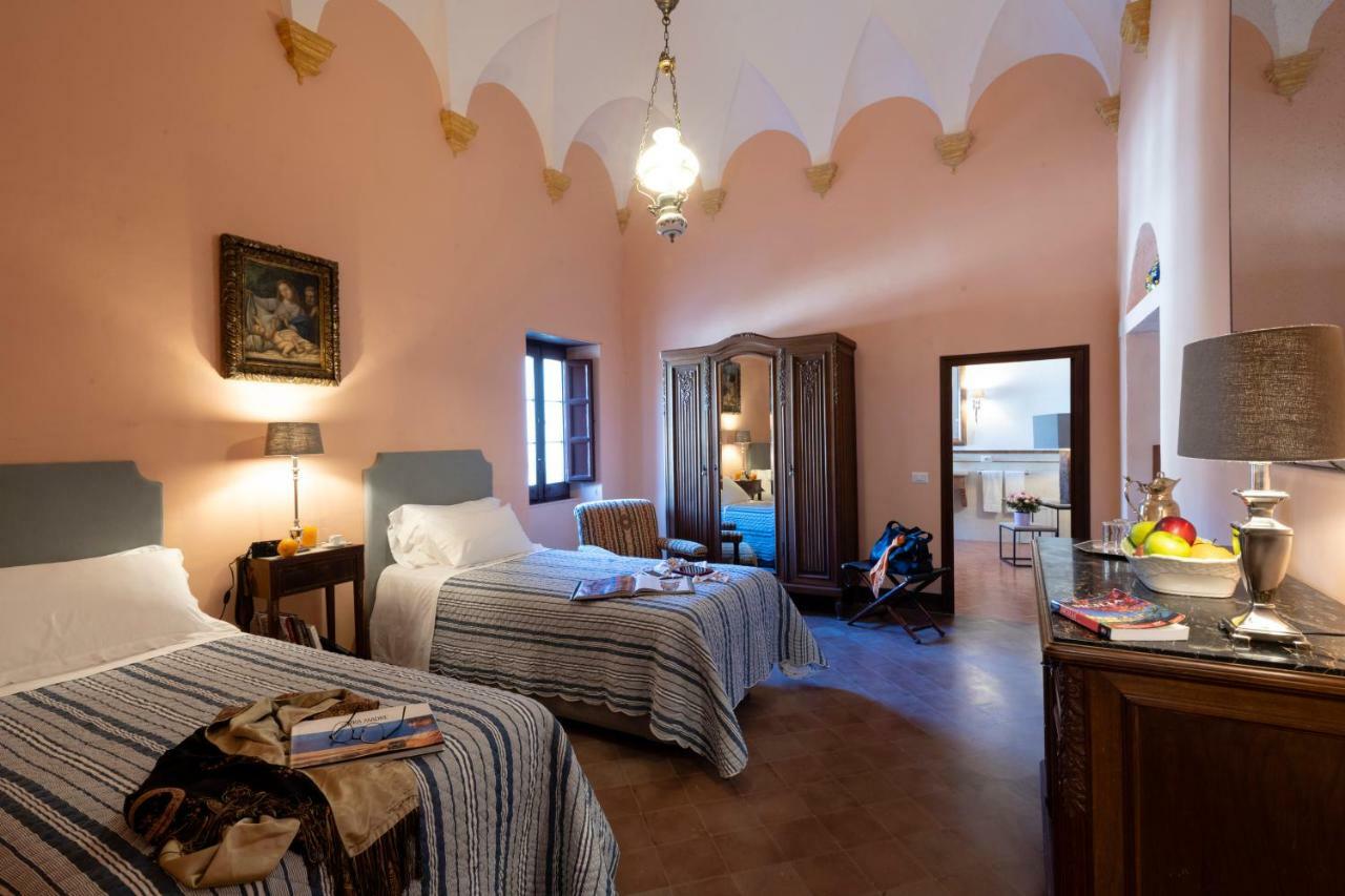 Abbazia Santa Maria Del Bosco Guest House Contessa Entellina ภายนอก รูปภาพ