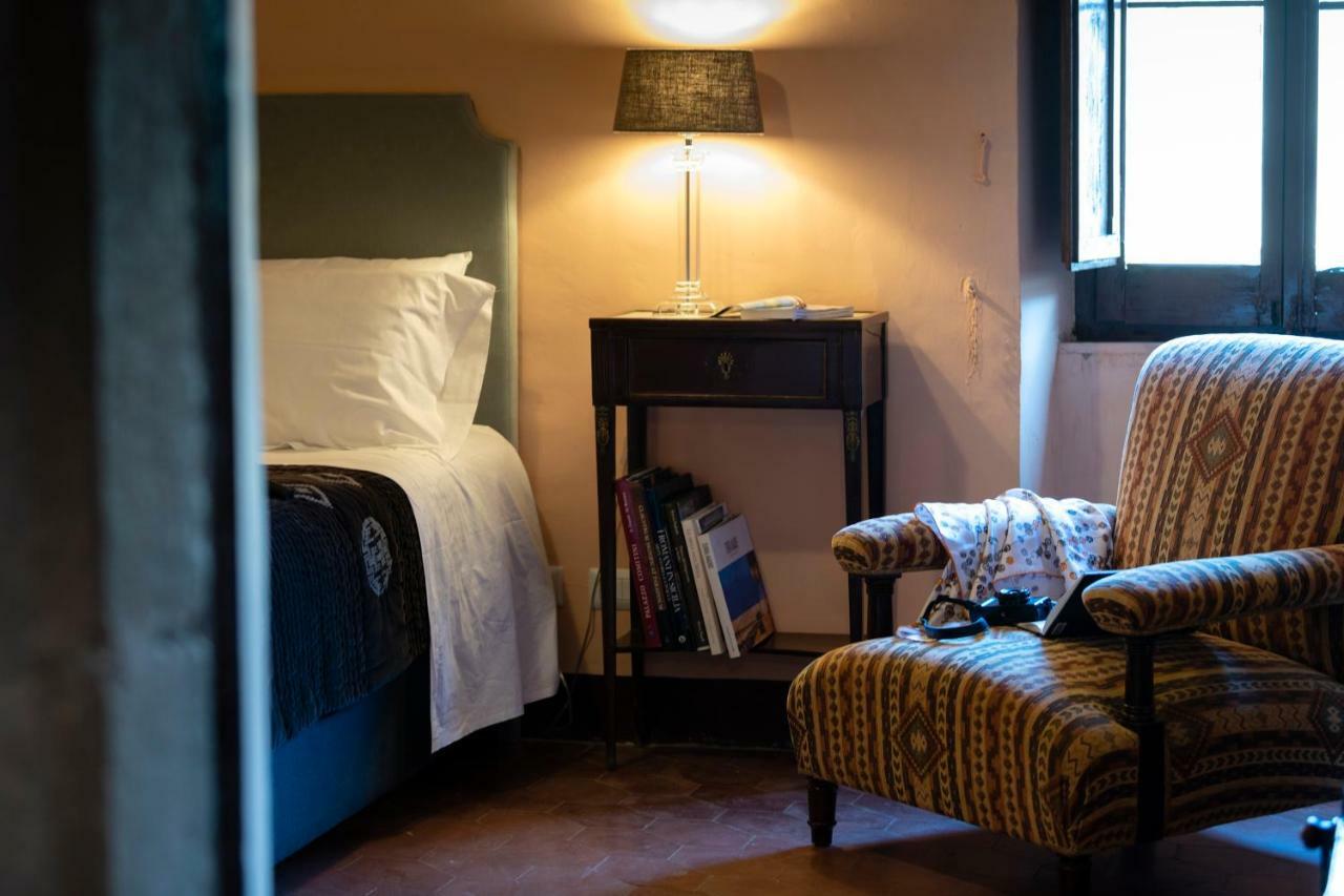 Abbazia Santa Maria Del Bosco Guest House Contessa Entellina ภายนอก รูปภาพ