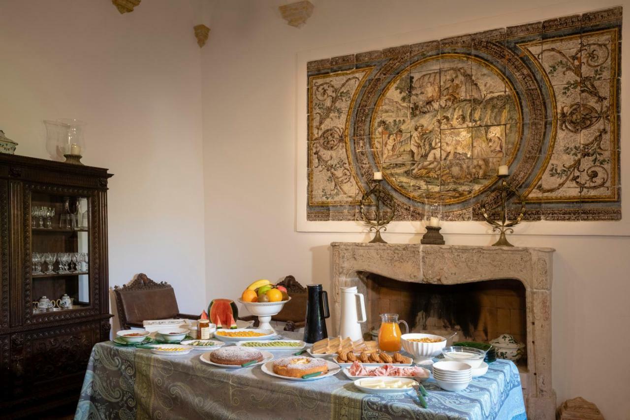 Abbazia Santa Maria Del Bosco Guest House Contessa Entellina ภายนอก รูปภาพ