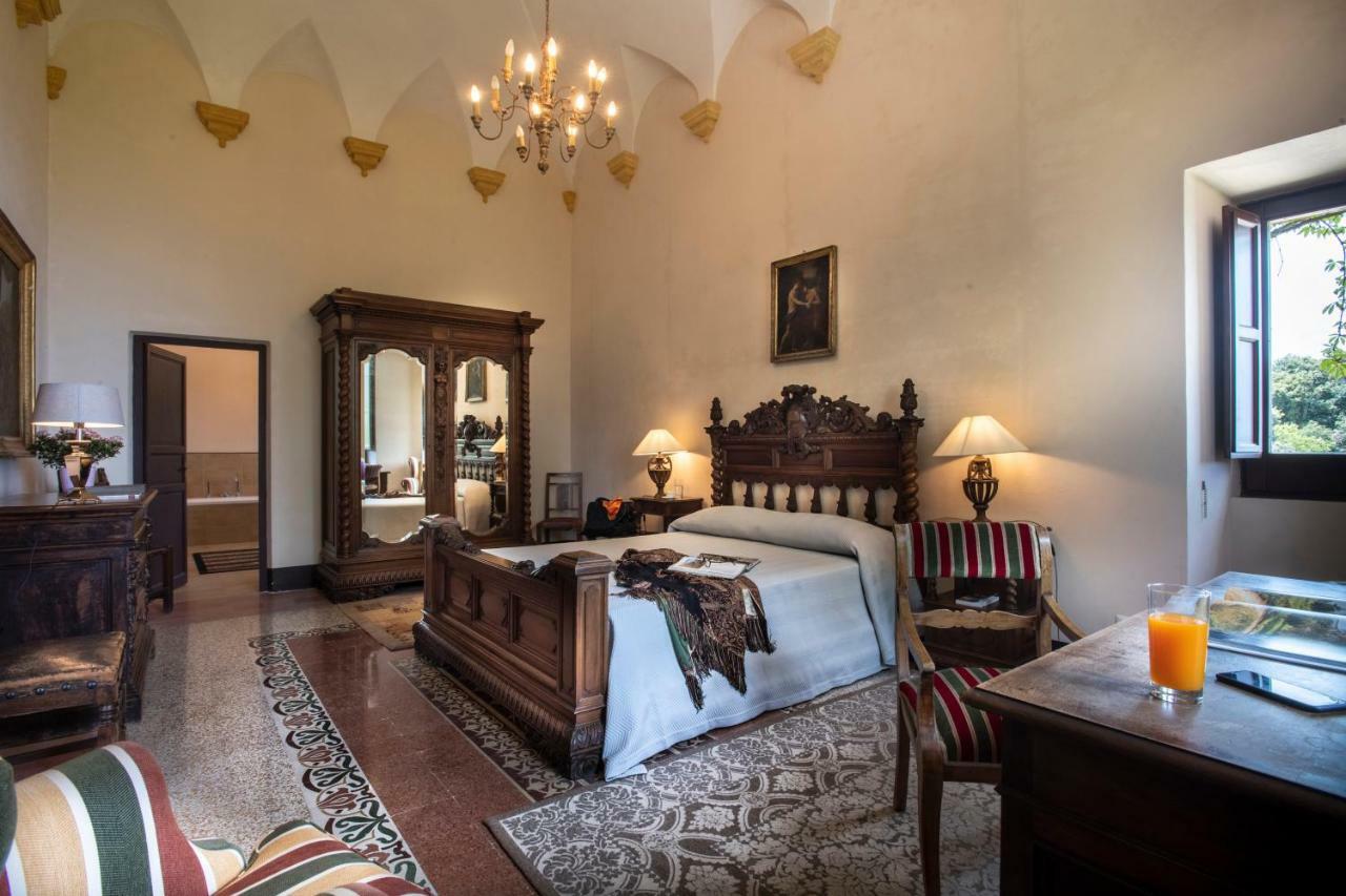 Abbazia Santa Maria Del Bosco Guest House Contessa Entellina ภายนอก รูปภาพ