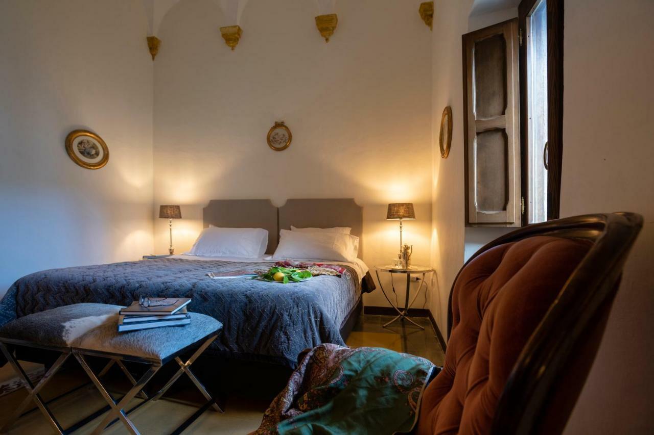 Abbazia Santa Maria Del Bosco Guest House Contessa Entellina ภายนอก รูปภาพ