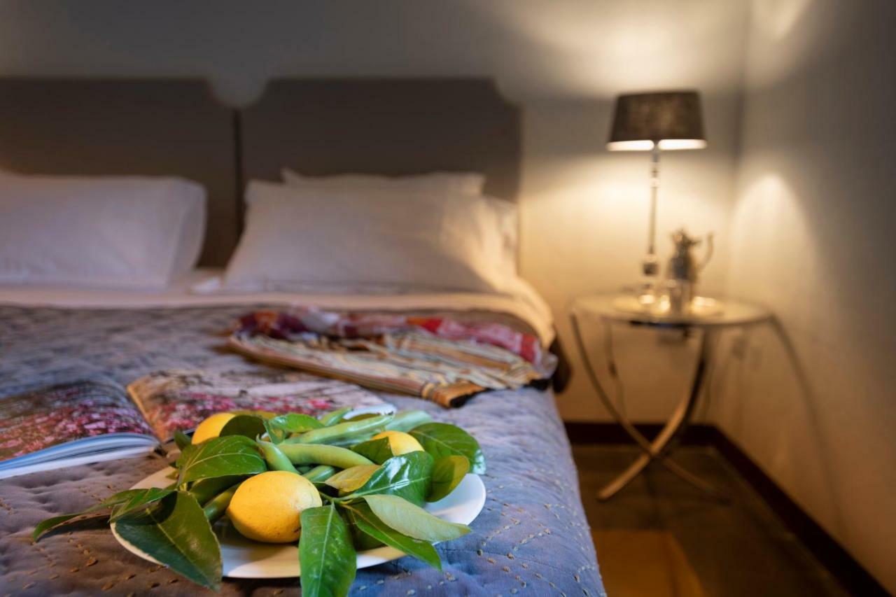 Abbazia Santa Maria Del Bosco Guest House Contessa Entellina ภายนอก รูปภาพ