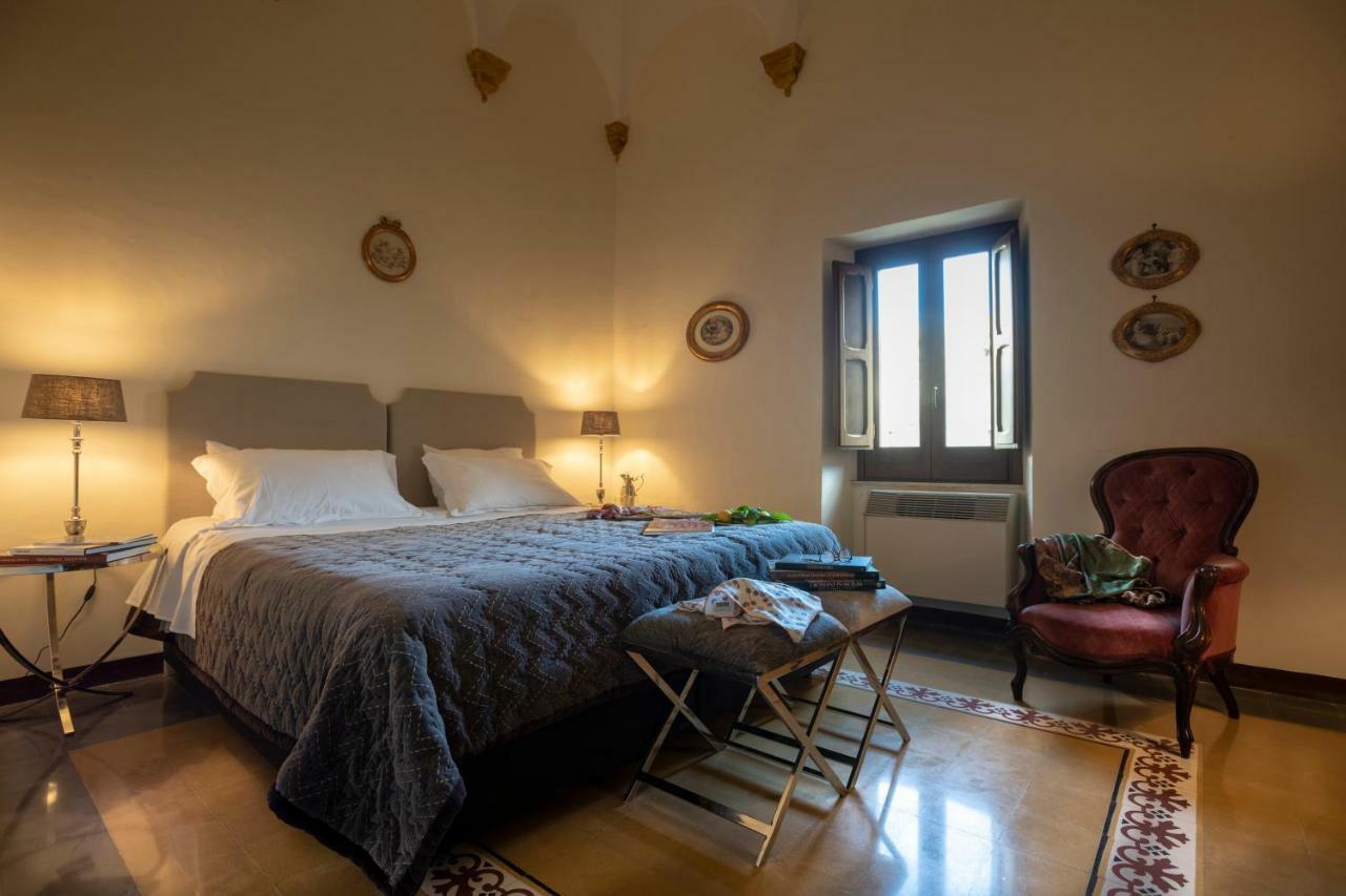 Abbazia Santa Maria Del Bosco Guest House Contessa Entellina ภายนอก รูปภาพ
